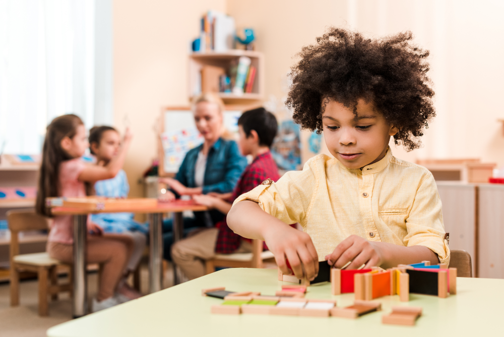 So lernt dein Kind nach Montessori am besten